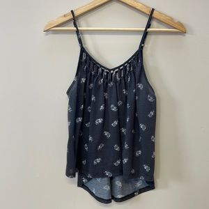 4/$24🦩 Asymmetrical Strappy Halter Top